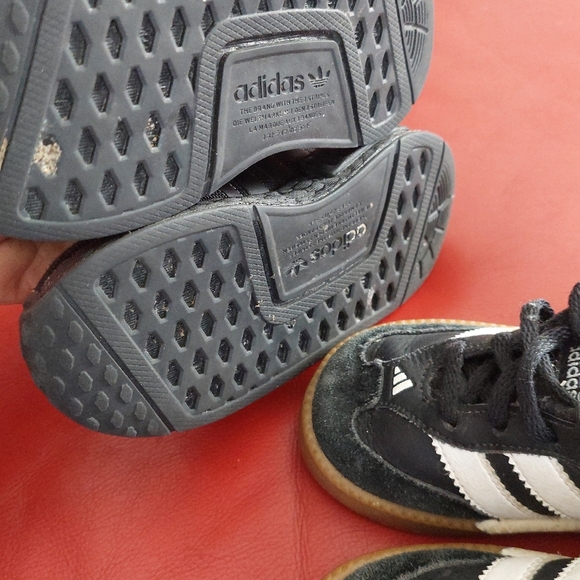 Lot Of 3 Kids Sneakers Sz 5,6,7 Jordans Adidas Shoes ( Bag C) - Picture 7 of 15